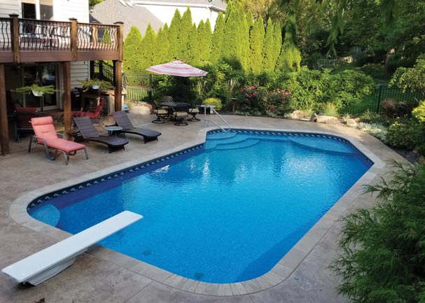 Lazy L - 2 foot radius vinyl liner pool shape