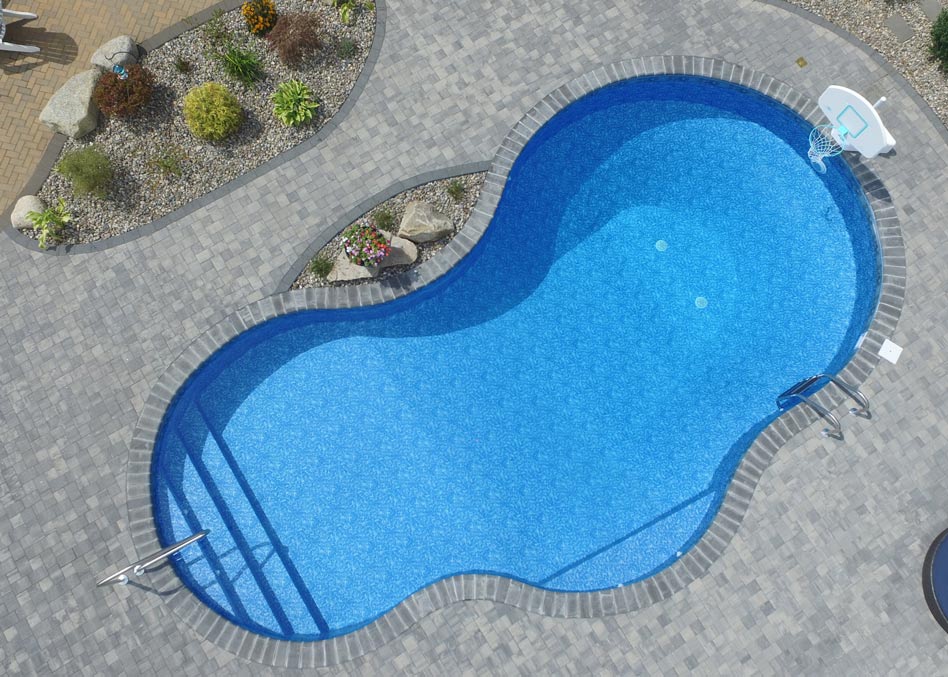 Mountain Lake vinyl liner pool shape