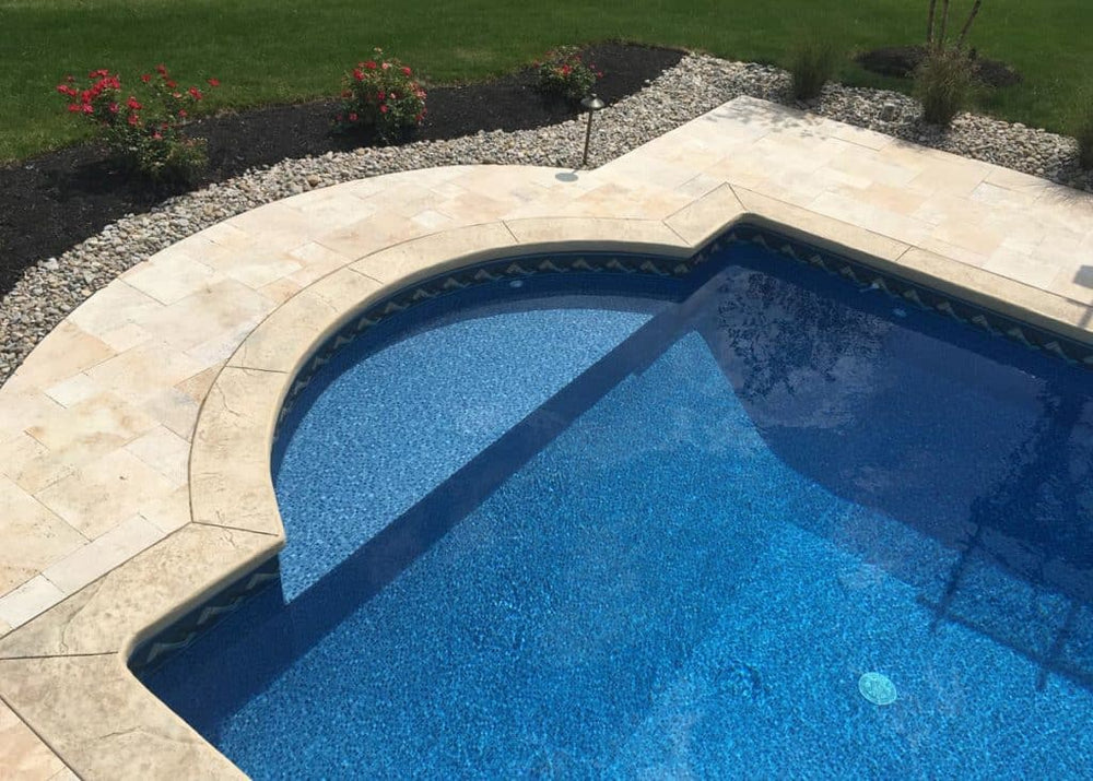 Roman End vinyl liner pool shape